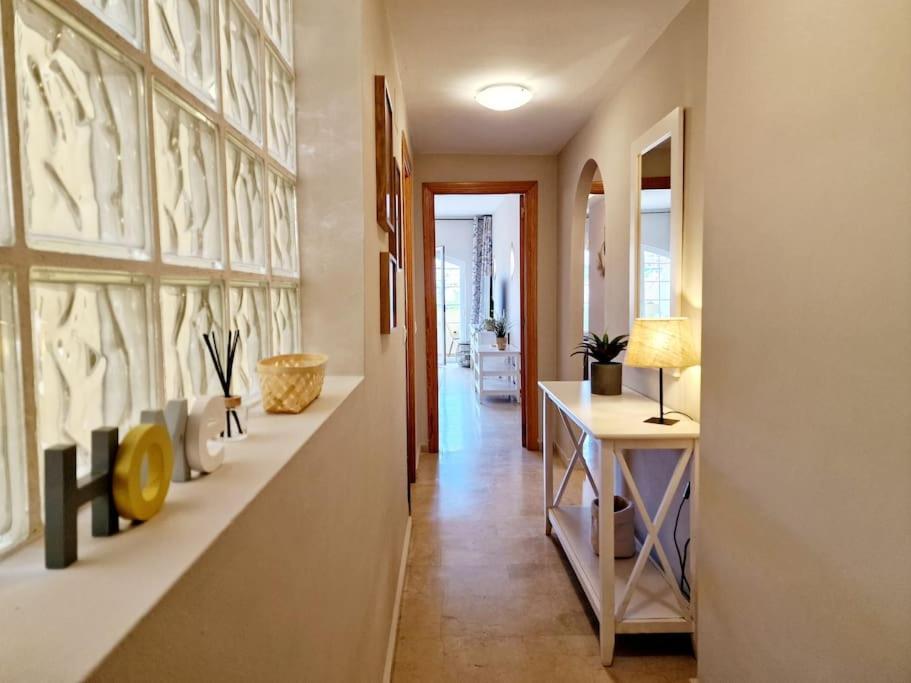 Royal Golf View: 2Br, Pools & Ac Lägenhet Sitio de Calahonda Exteriör bild