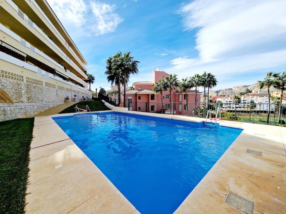 Royal Golf View: 2Br, Pools & Ac Lägenhet Sitio de Calahonda Exteriör bild